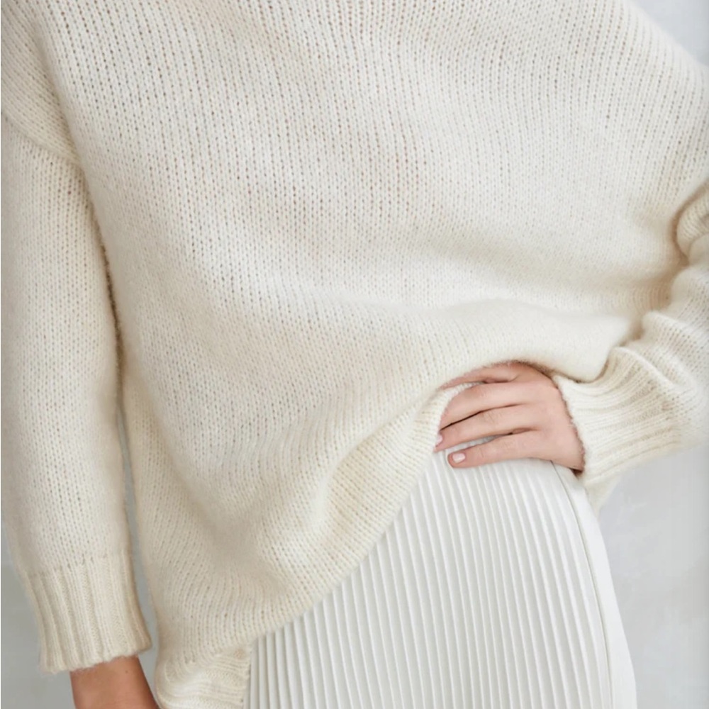 Jenni Kayne Alpaca Cocoon Crew Neck Sweater